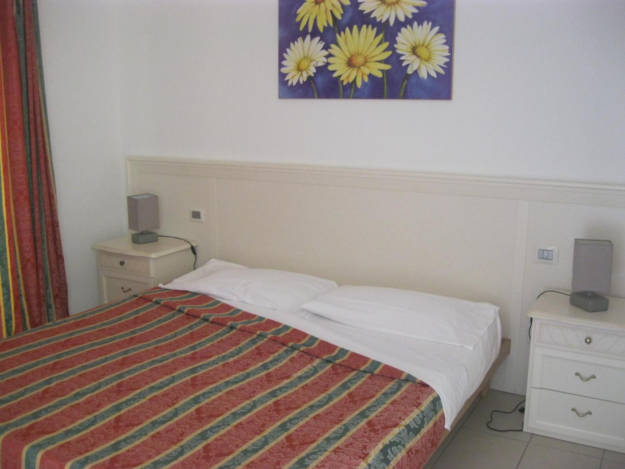 Residence La Margherita Lazise Cameră foto