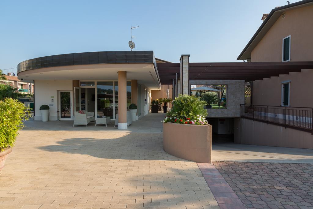 Residence La Margherita Lazise Exterior foto